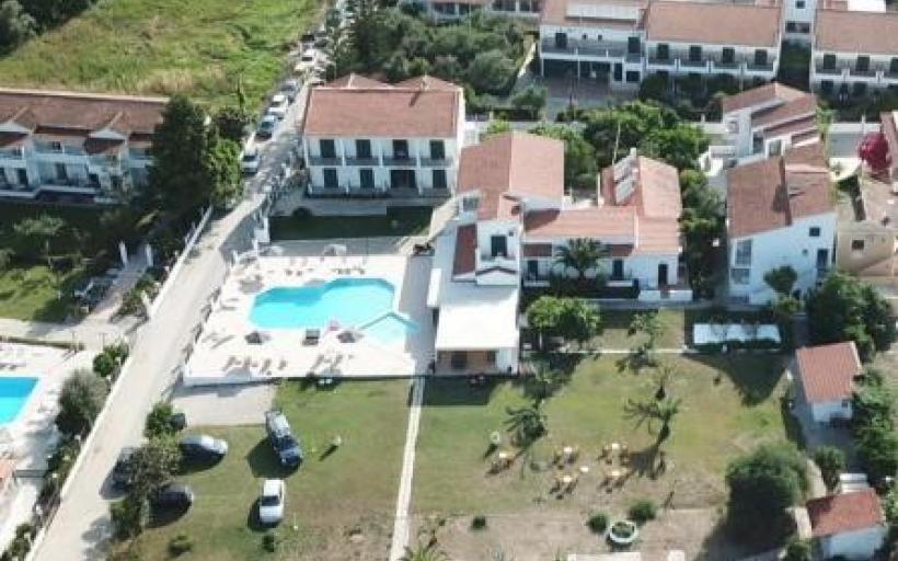 Umbrella Beach Apartments Kávos Exteriér fotografie