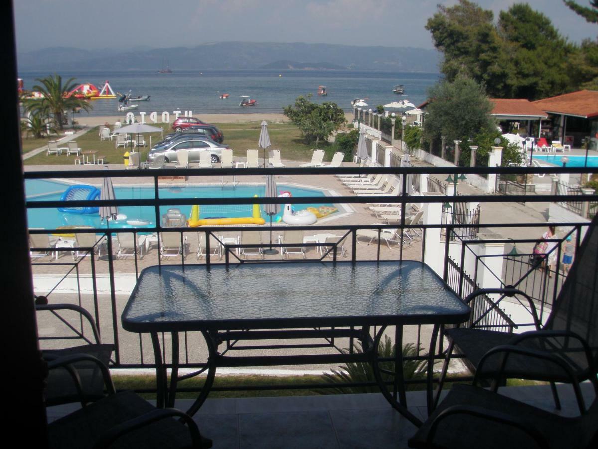 Umbrella Beach Apartments Kávos Exteriér fotografie