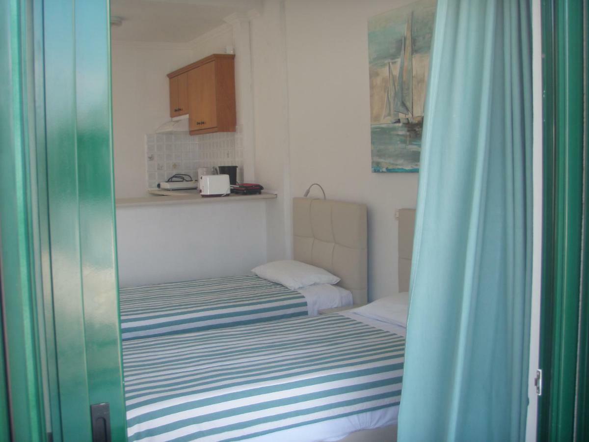 Umbrella Beach Apartments Kávos Exteriér fotografie